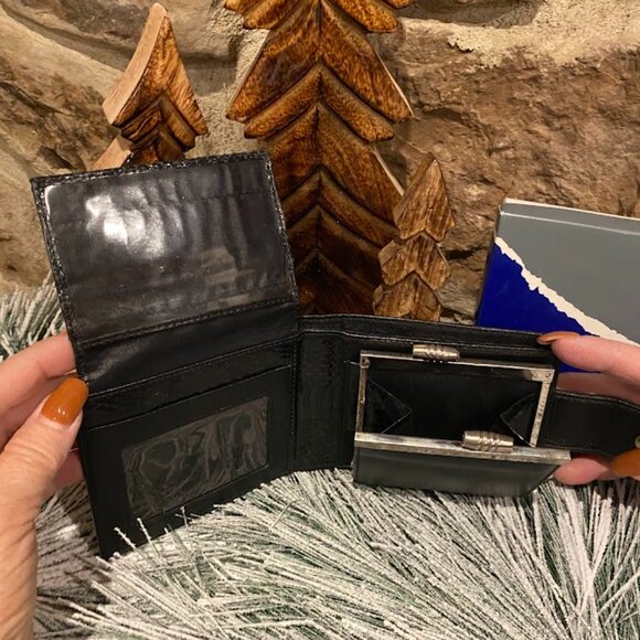 Lee Sands Black Python Wallet - Picture 6 of 9